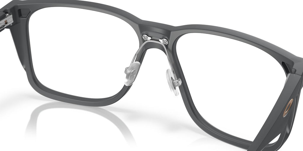 Oakley | 0OX8182 (Hip Tone)