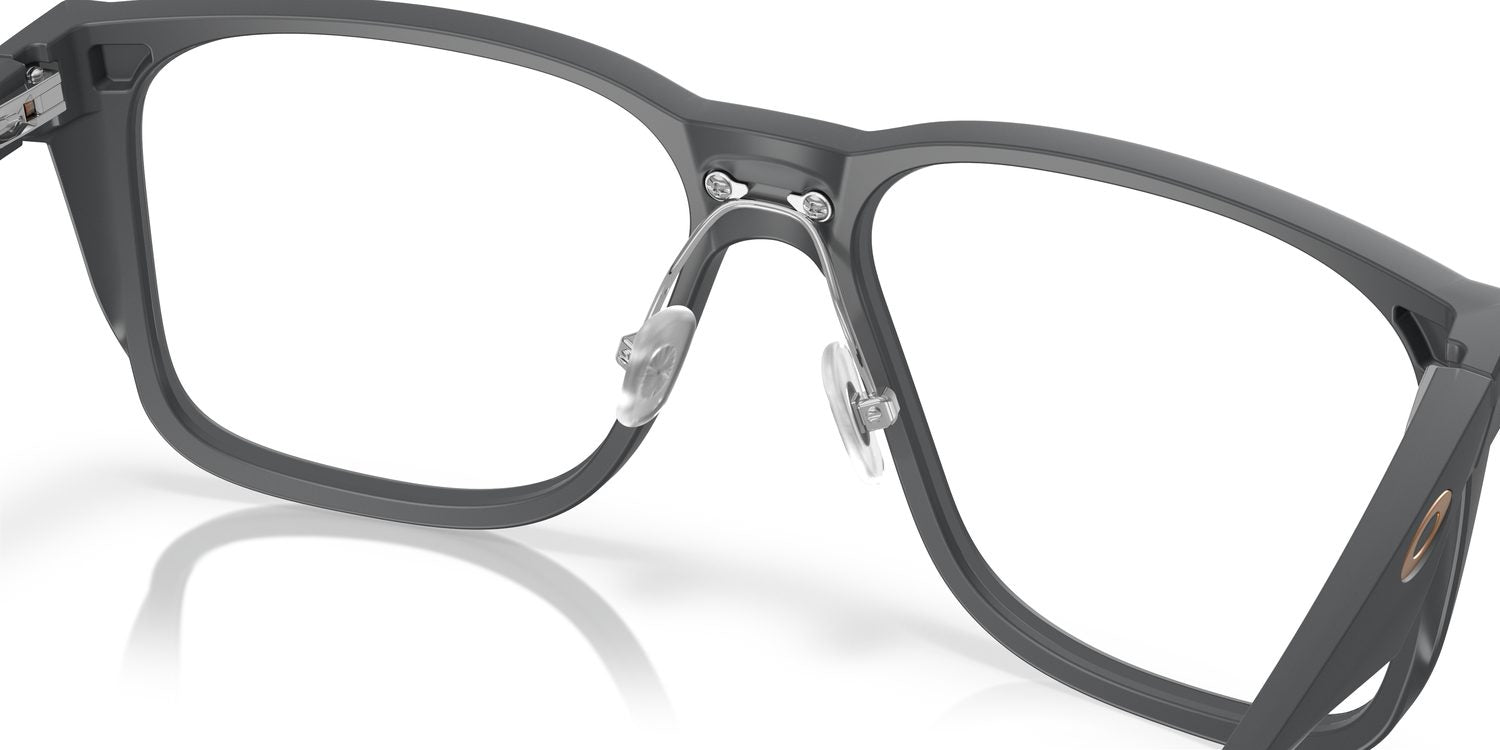Oakley | 0OX8182 (Hip Tone)