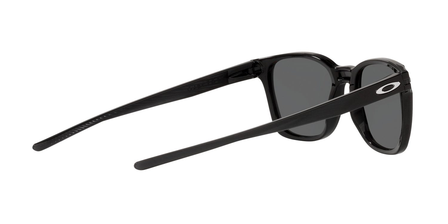 Oakley | 0OO9018