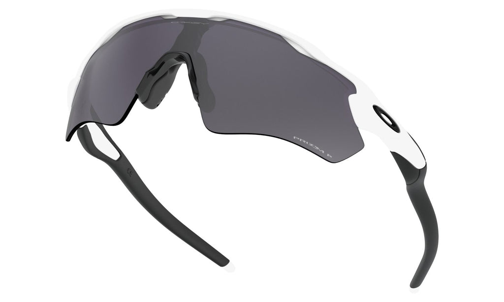 Oakley | 0OO9208