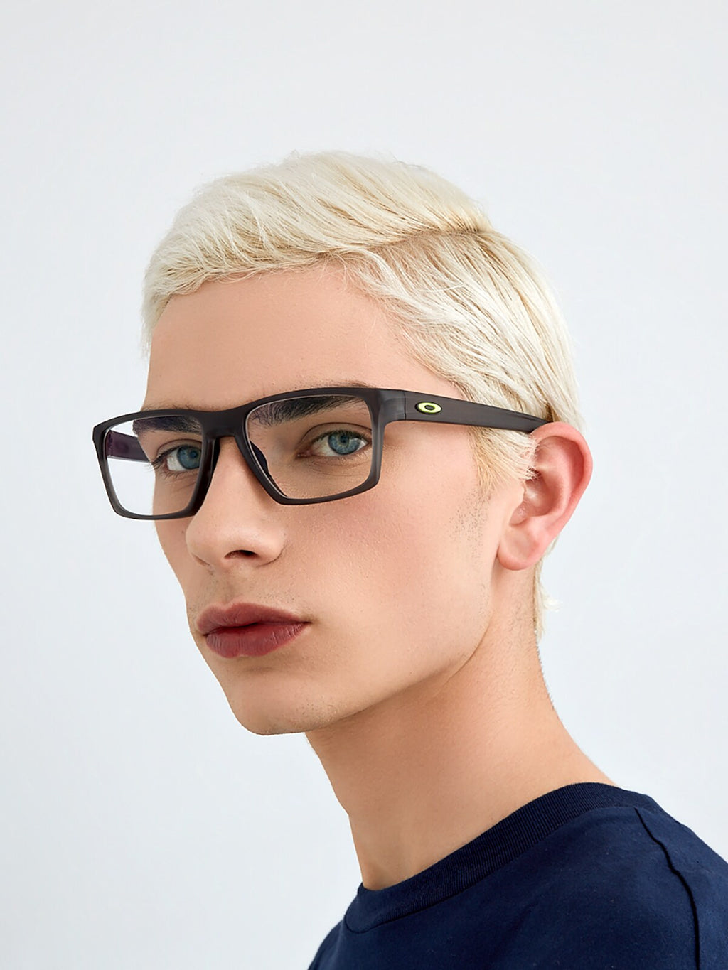 Oakley | 0OX8140 (Litebeam)